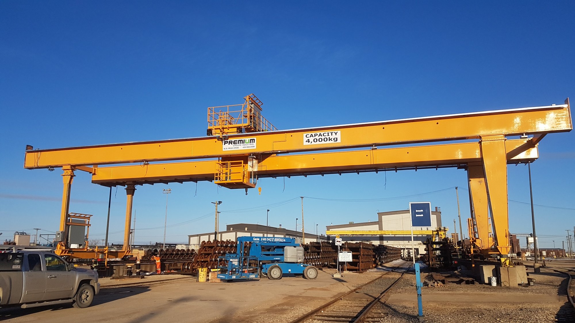 Advance Crane-1